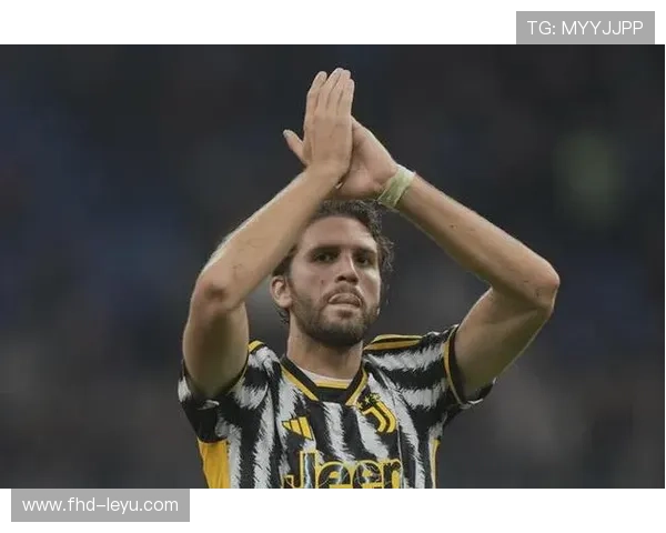 洛卡特利坦言尤文生涯瓶颈，前主帅批评球队限制其成长